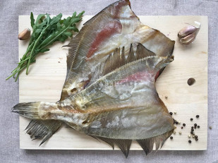 Говядина вяленая (строганина): Камбала ёрш (Мурманская) вяленая