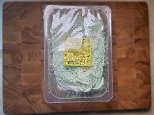 Арахис в глазури: Сыр Чечил паутинка (васаби)  500 гр.