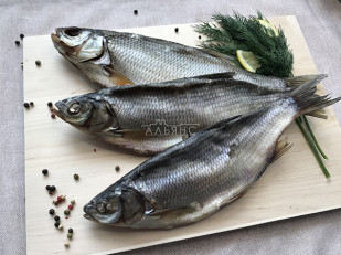 Говядина вяленая (строганина): Плотва вяленая